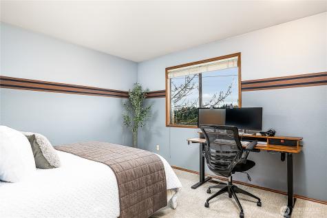 1809 136th Place SE Bellevue WA 98005