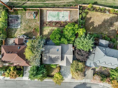 1809 136th Place SE Bellevue WA 98005