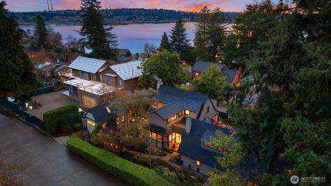 3530 W Laurelhurst Drive NE Seattle WA 98105