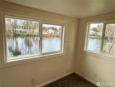1623 Cooper Street S Westport WA 98595