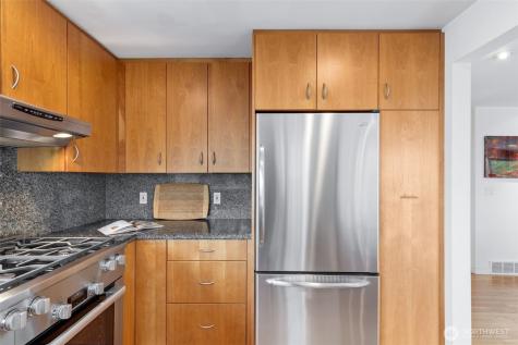 3437 13th Avenue W Seattle WA 98119