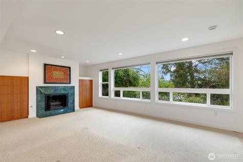 3437 13th Avenue W Seattle WA 98119