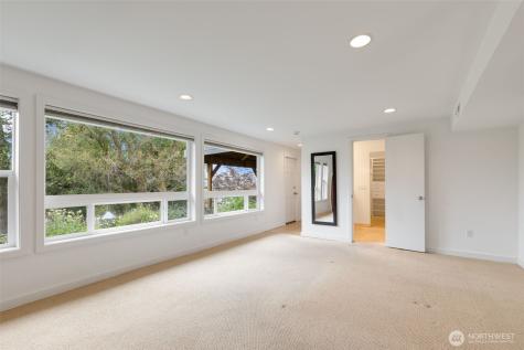 3437 13th Avenue W Seattle WA 98119