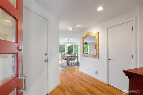 3437 13th Avenue W Seattle WA 98119
