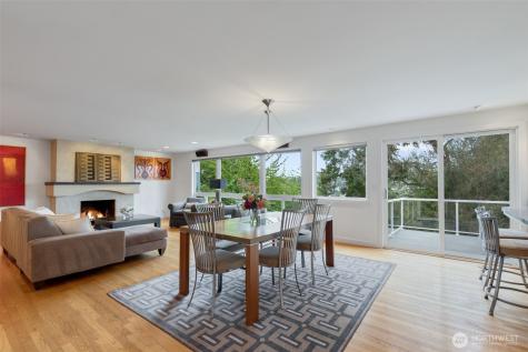 3437 13th Avenue W Seattle WA 98119