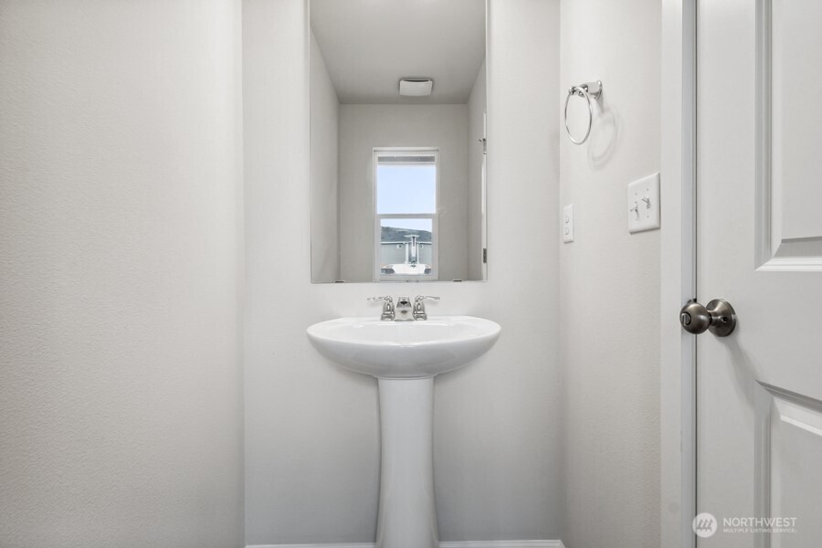 16577 Ireland Avenue SE Yelm WA 98597