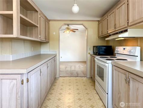 2610 E Section Street Mount Vernon WA 98274