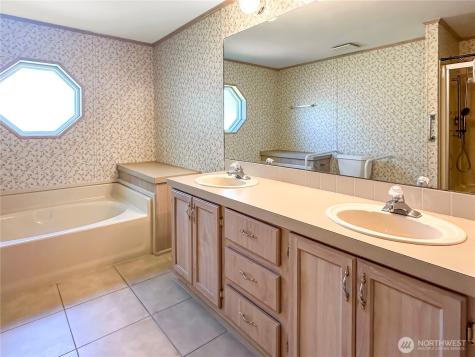 2610 E Section Street Mount Vernon WA 98274