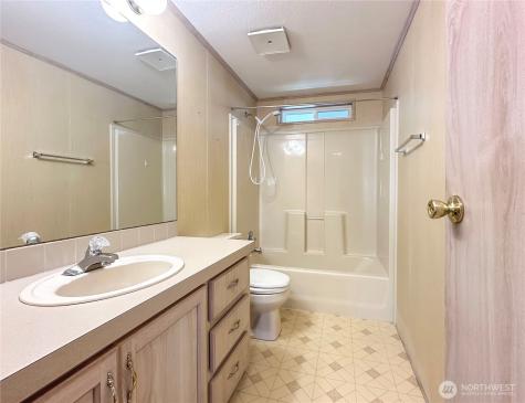 2610 E Section Street Mount Vernon WA 98274
