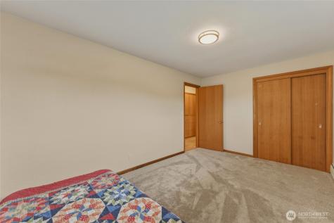 950 SE 12th Street College Place WA 99324