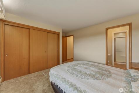 950 SE 12th Street College Place WA 99324