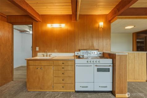 950 SE 12th Street College Place WA 99324