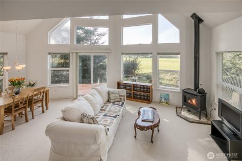 169 Octopus Avenue NE Ocean Shores WA 98569