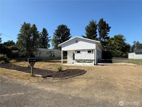 1413 322nd Place Ocean Park WA 98640