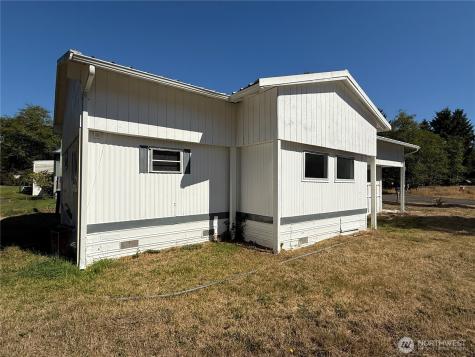 1413 322nd Place Ocean Park WA 98640