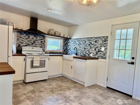 1413 322nd Place Ocean Park WA 98640