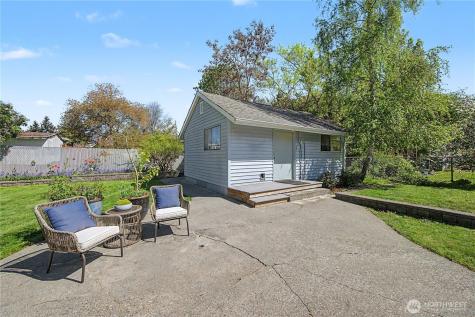 2142 N 192nd Street Shoreline WA 98133