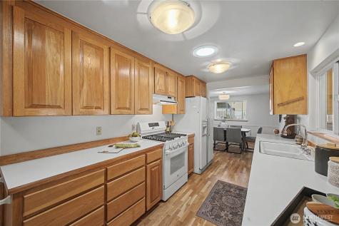 2142 N 192nd Street Shoreline WA 98133