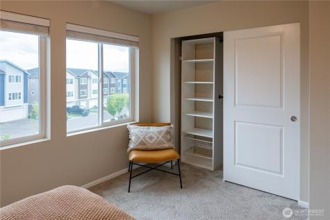 17533 110th Avenue E Puyallup WA 98374