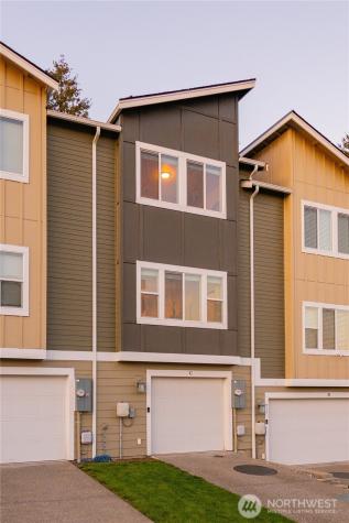 17533 110th Avenue E Puyallup WA 98374