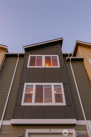 17533 110th Avenue E Puyallup WA 98374