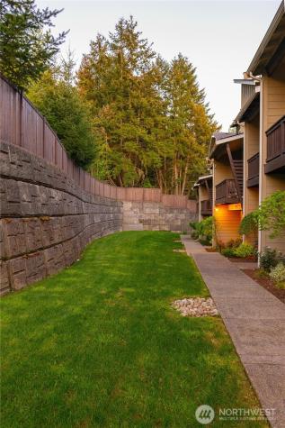 17533 110th Avenue E Puyallup WA 98374