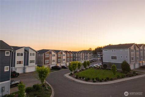 17533 110th Avenue E Puyallup WA 98374