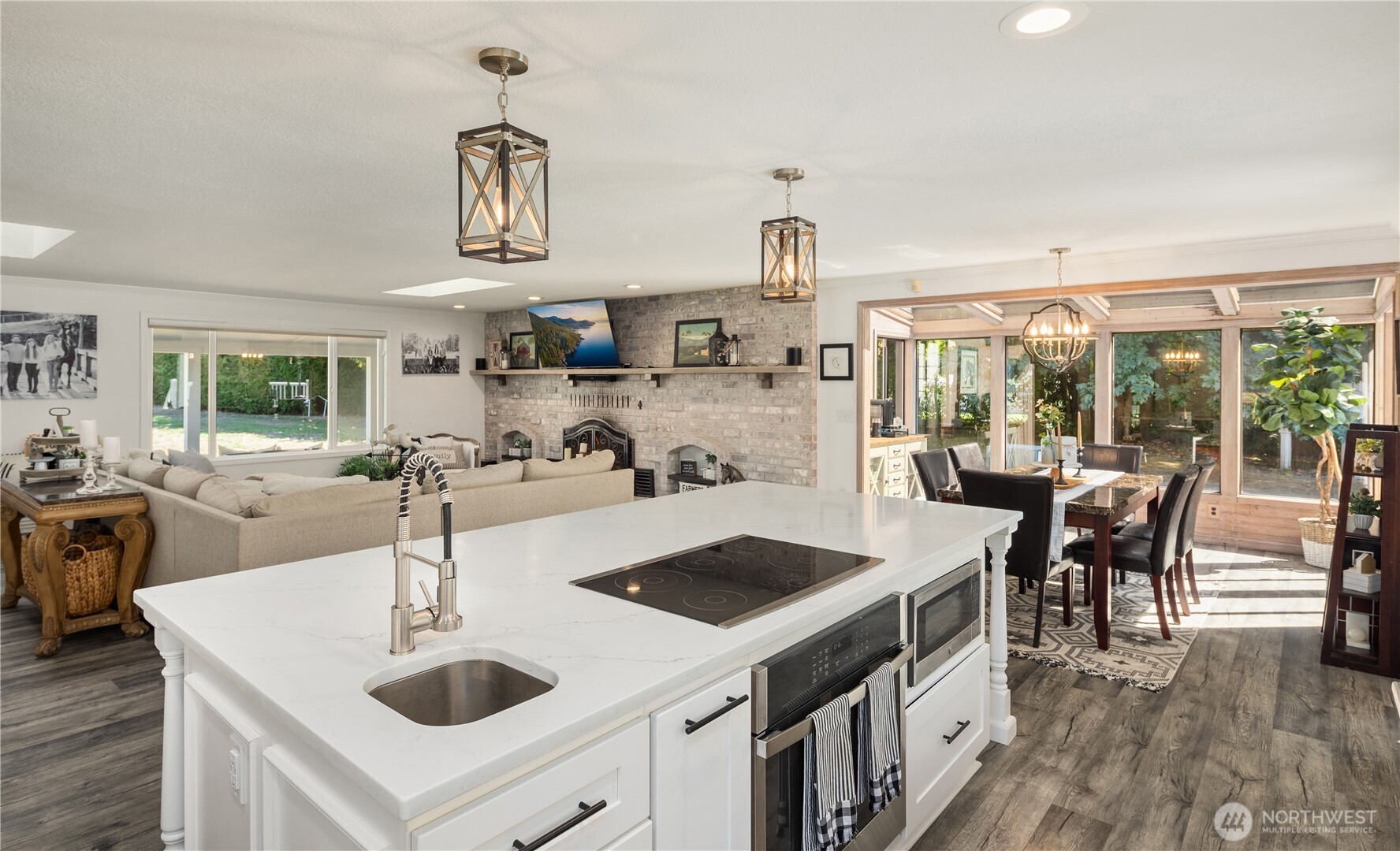 1204 SE Oak Road Port Orchard WA 98367