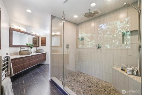 128 SW 208th Street Normandy Park WA 98166