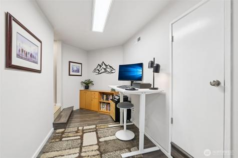 128 SW 208th Street Normandy Park WA 98166