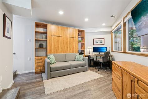 128 SW 208th Street Normandy Park WA 98166