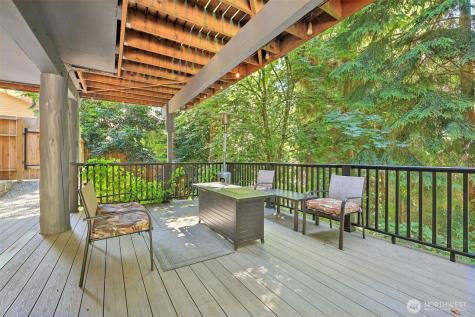 128 SW 208th Street Normandy Park WA 98166