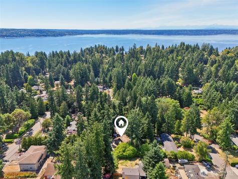 128 SW 208th Street Normandy Park WA 98166