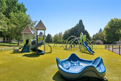 128 SW 208th Street Normandy Park WA 98166
