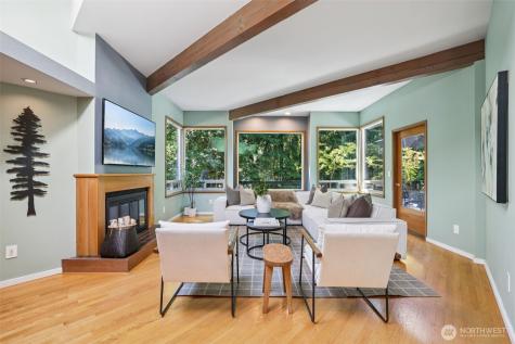 128 SW 208th Street Normandy Park WA 98166