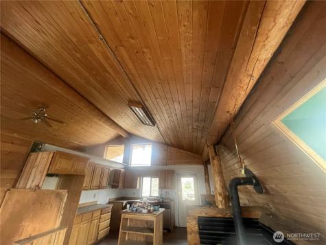 172 Cayuse Mountain Road Tonasket WA 98855