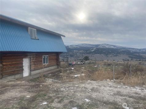 172 Cayuse Mountain Road Tonasket WA 98855