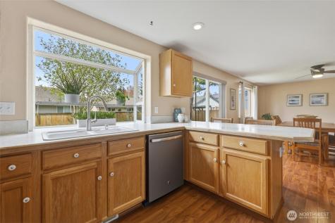 6304 57th Place SE Lacey WA 98513