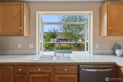 6304 57th Place SE Lacey WA 98513