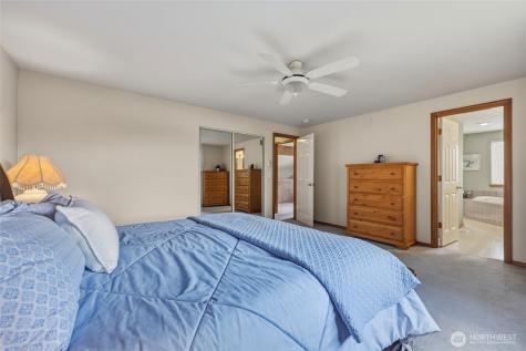 6304 57th Place SE Lacey WA 98513