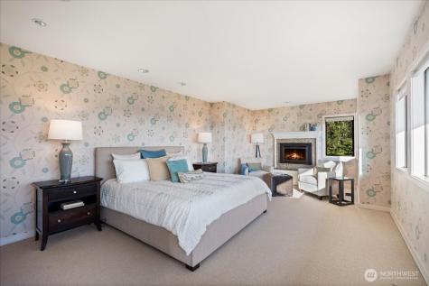 8297 SE 82nd Street Mercer Island WA 98040