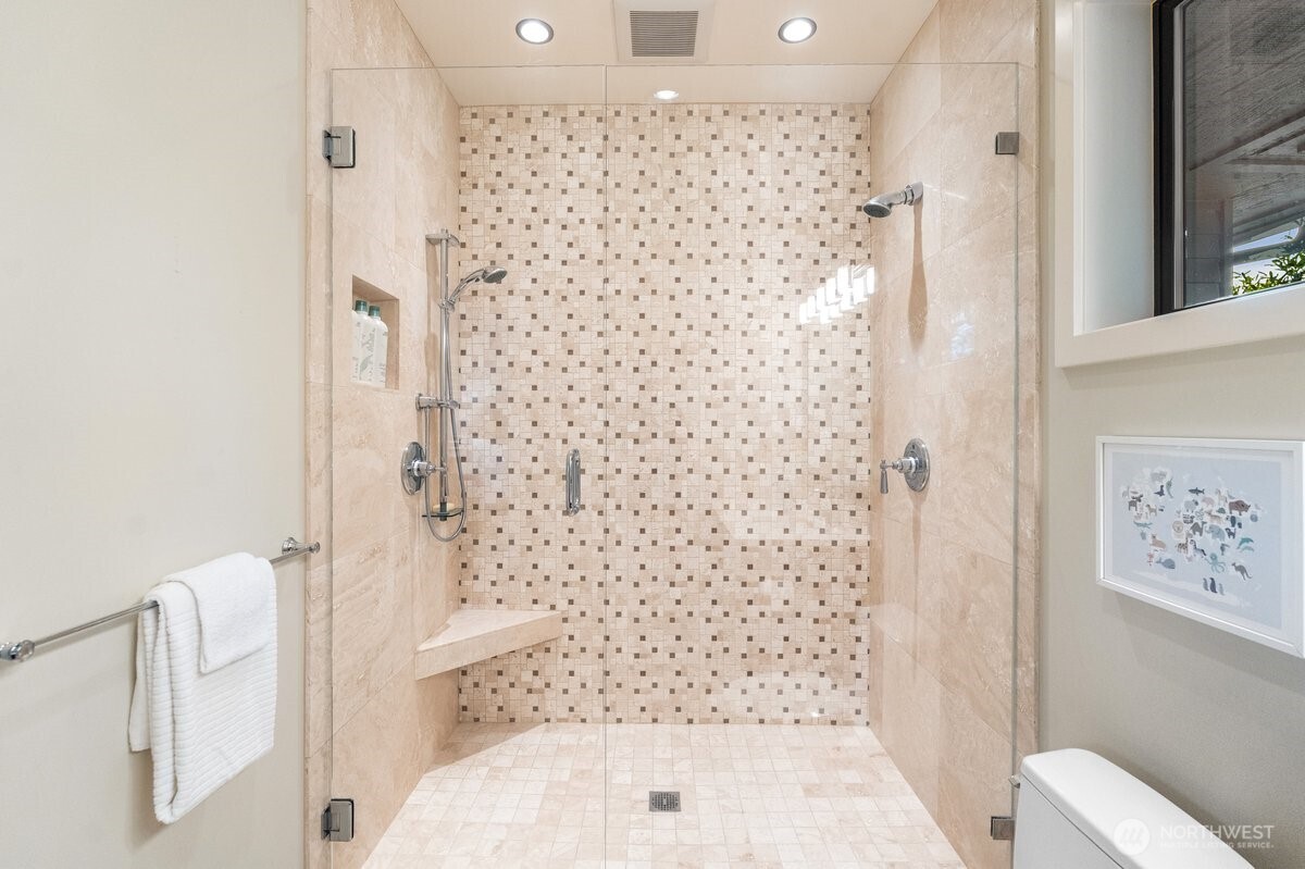 8297 SE 82nd Street Mercer Island WA 98040