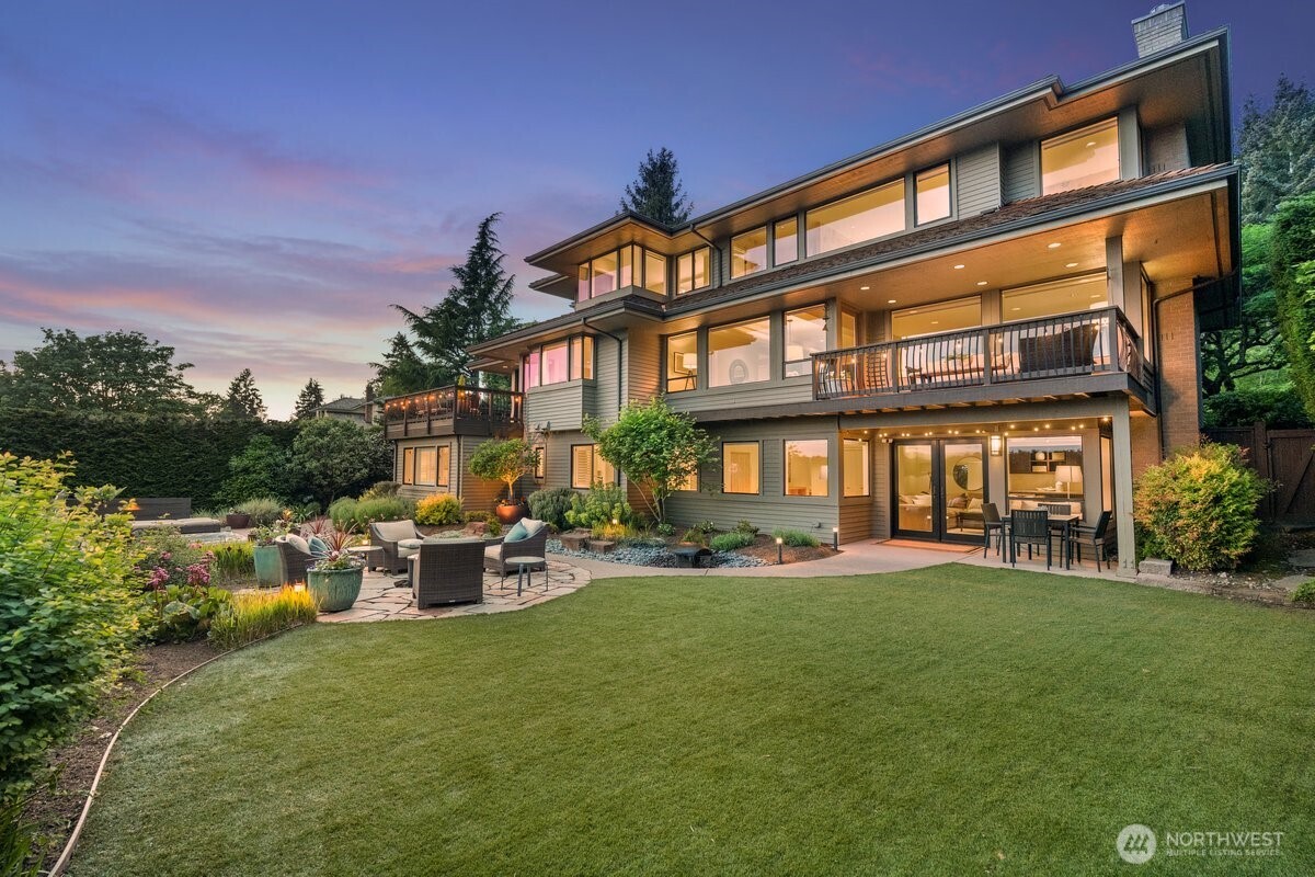 8297 SE 82nd Street Mercer Island WA 98040