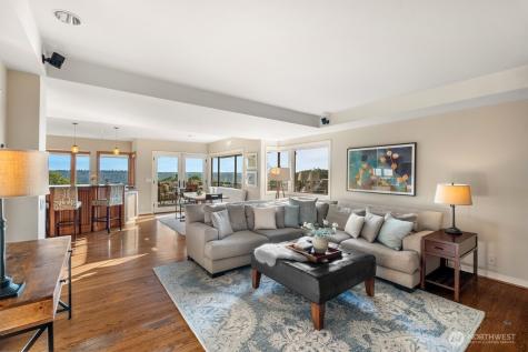 8297 SE 82nd Street Mercer Island WA 98040