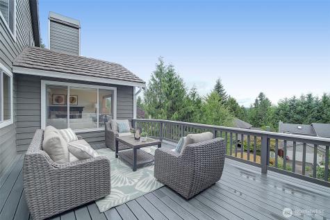 1502 223rd Place NE Sammamish WA 98074
