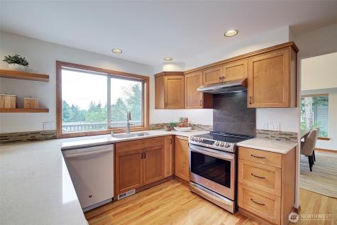 1502 223rd Place NE Sammamish WA 98074