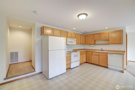 1502 223rd Place NE Sammamish WA 98074