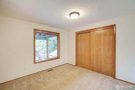 1502 223rd Place NE Sammamish WA 98074