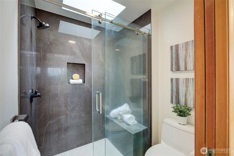 1502 223rd Place NE Sammamish WA 98074