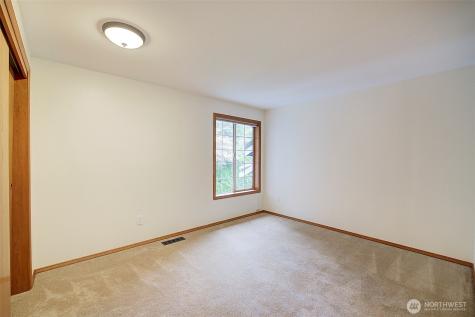 1502 223rd Place NE Sammamish WA 98074